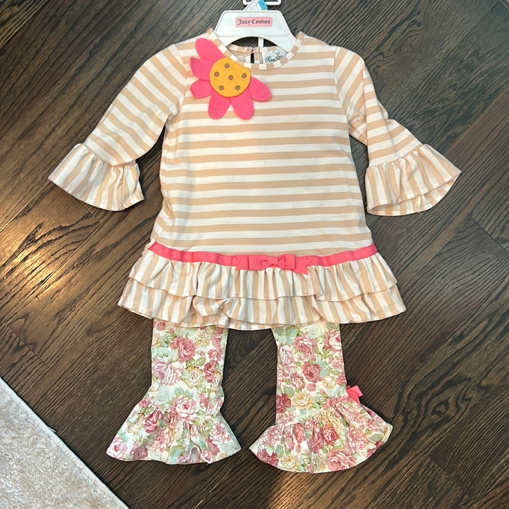 Adorable outfit! So many compliments!🩷